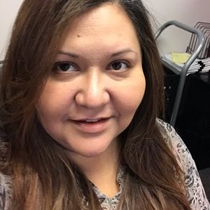 Meet your Posher, Iris